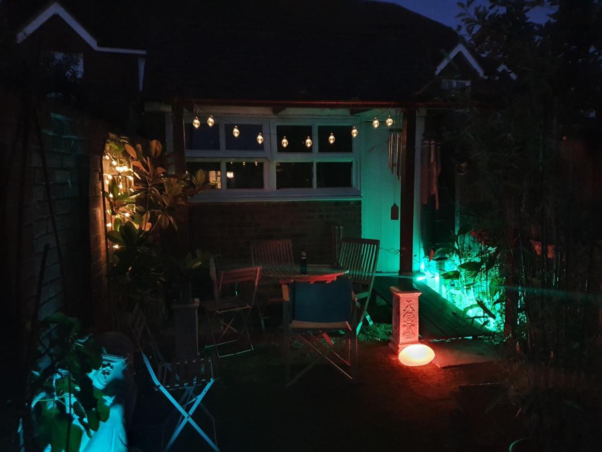 Lotus Pod House Homestay Horsell 外观 照片