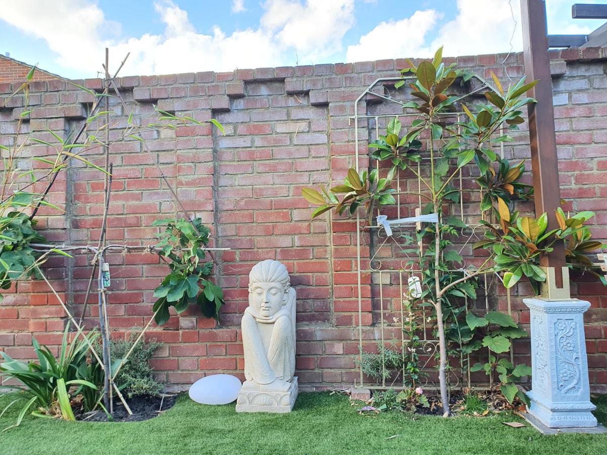 Lotus Pod House Homestay Horsell 外观 照片